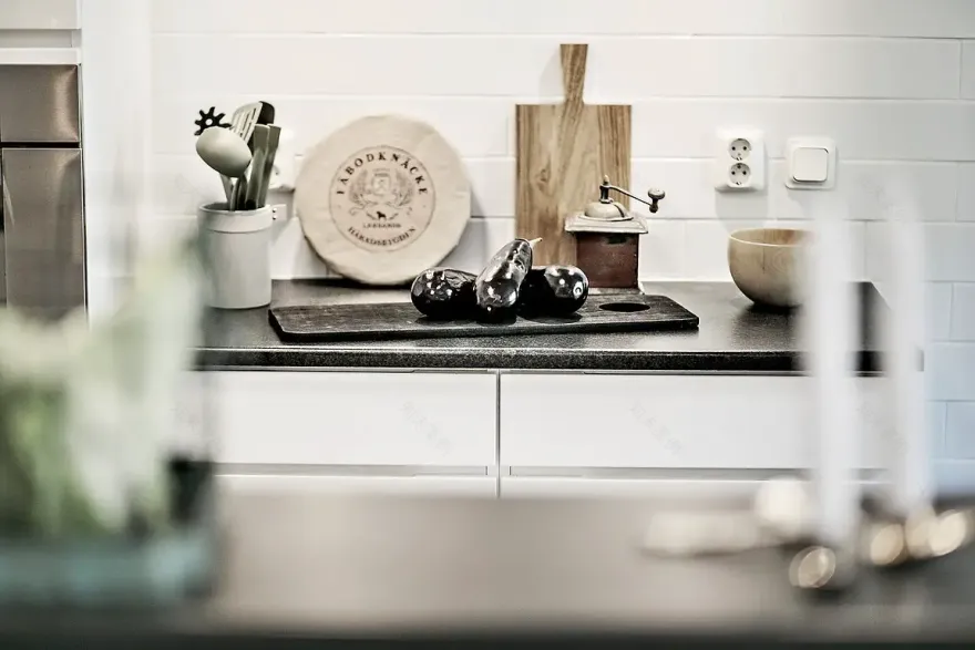 透明"幽灵椅"-11