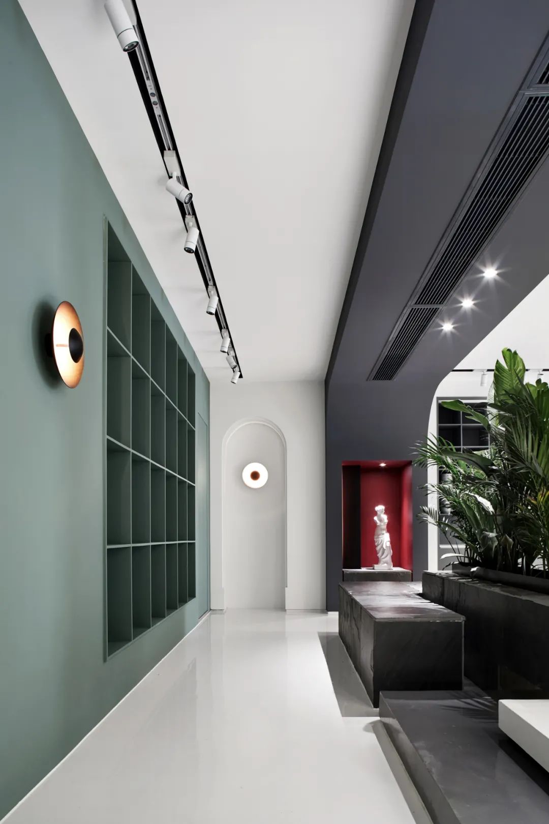 凯丽雅居 | 极简白撞色,艺术涂料与布艺软装的完美融合-4