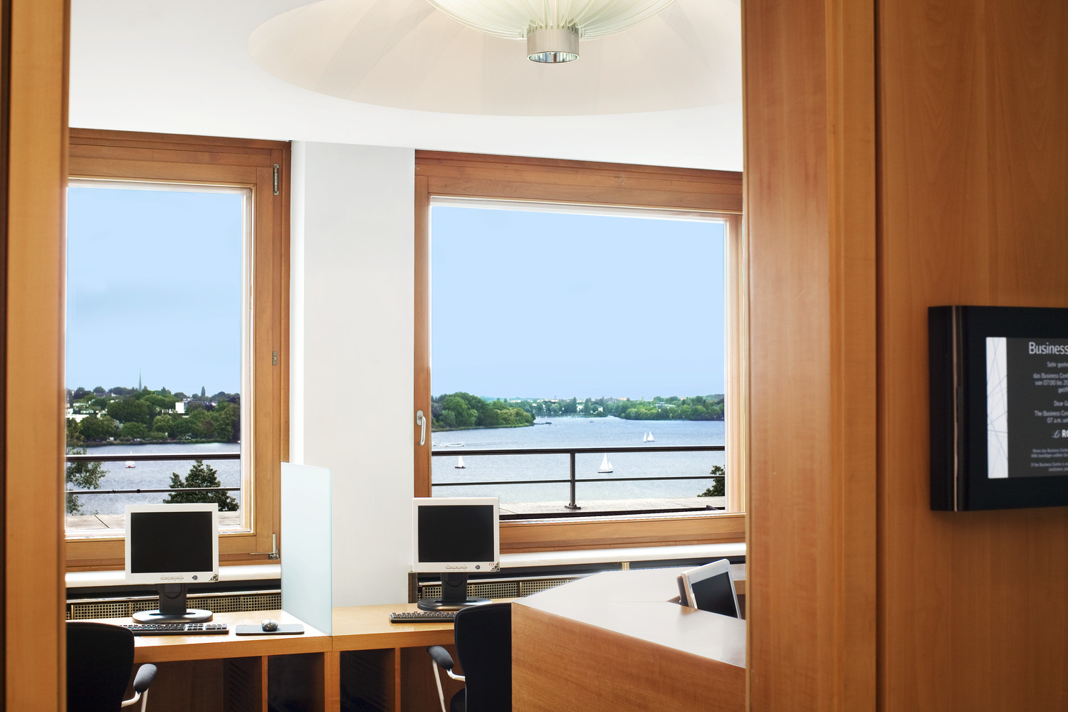 )Le Royal Méridien Hamburg, Hamburg, Germany-1