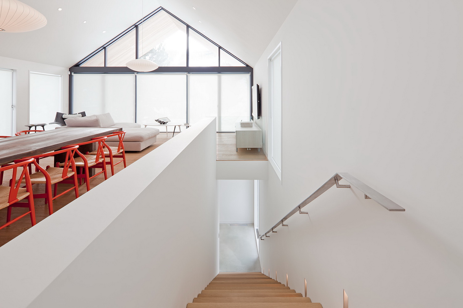 滑雪爱好者的现代艺术之家-9