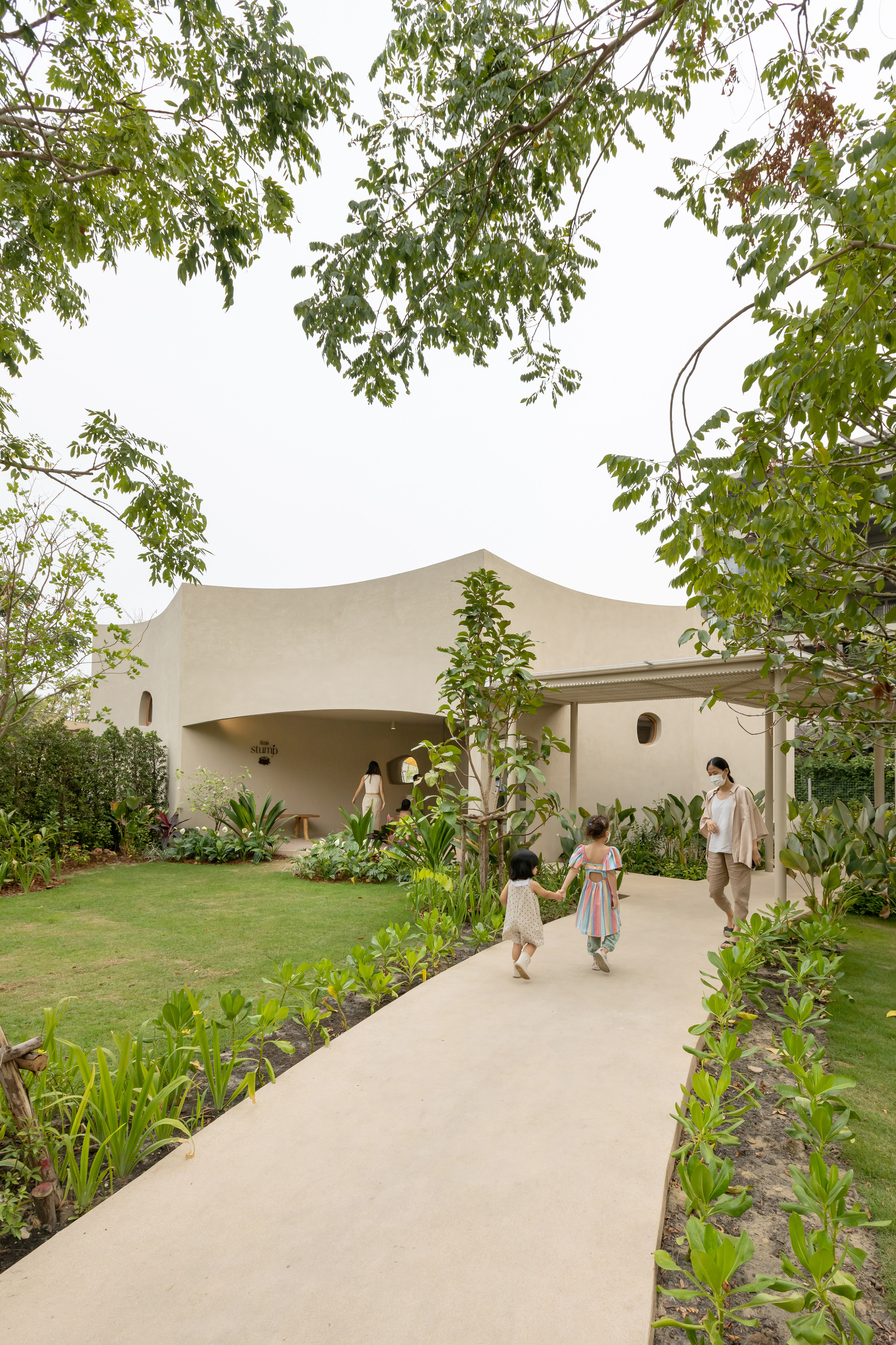 Little Stove & Little Stump 咖啡店和游乐场丨泰国曼谷丨NITAPROW-32