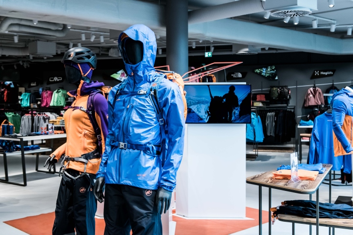 L&T 体育用品店-48