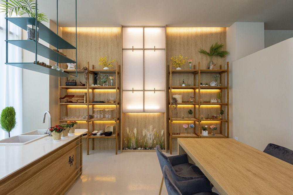 23 平米简约高雅的清新月洞穴工作室设计-5