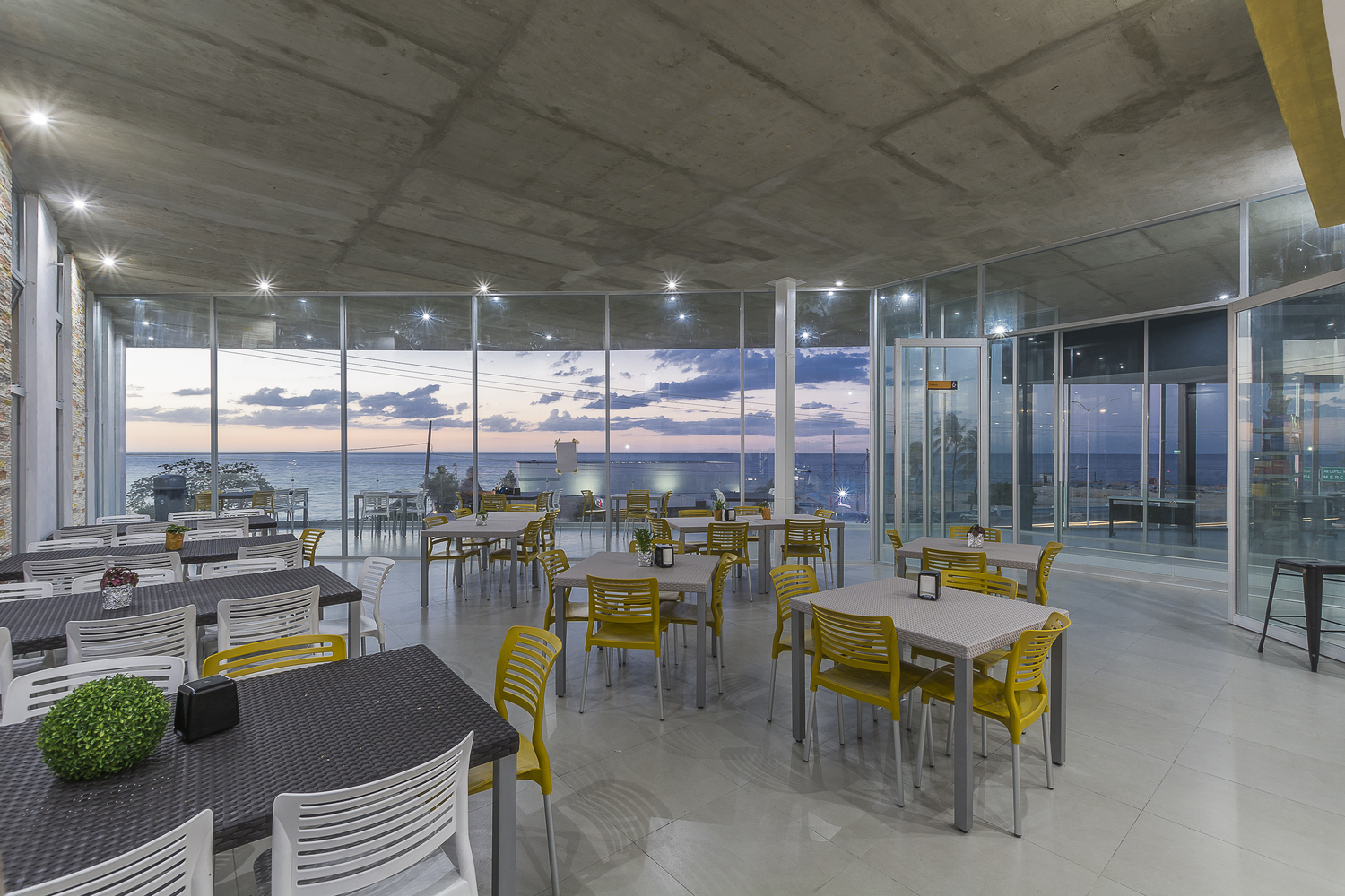 Interamerican University 建筑设计展示现代风格-13