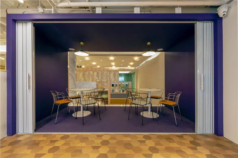 达明·纸间画廊 | 剧场式办公空间,展现品牌活力-17