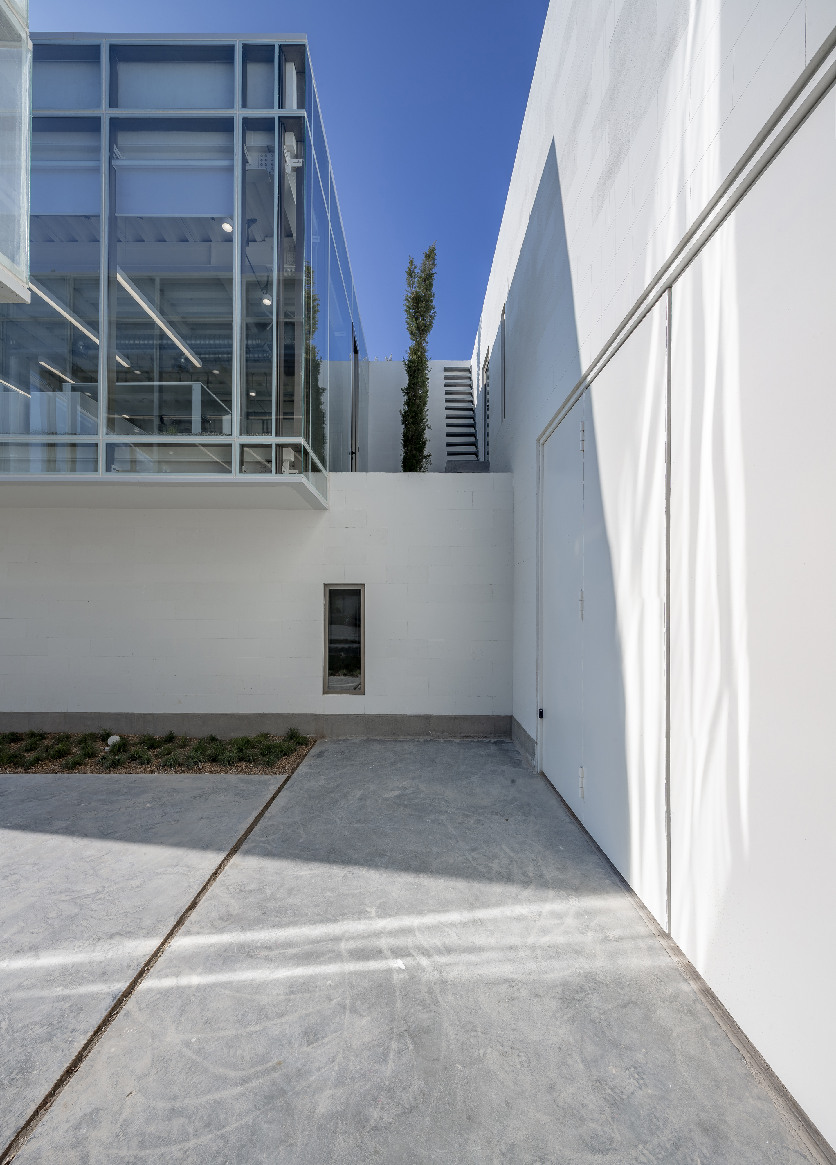 伊朗 Shamim 聚合物工厂丨Davood Boroojeni Office-32