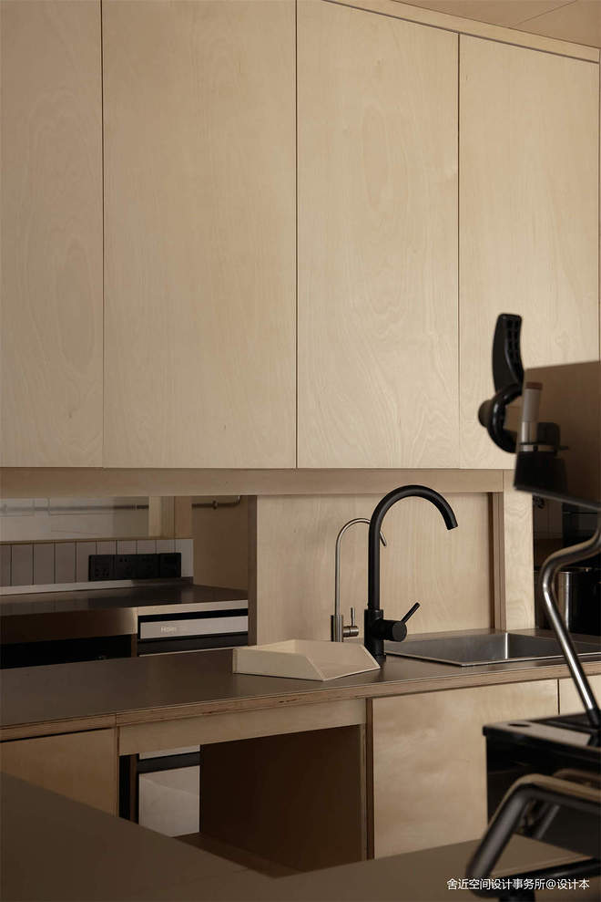 运河岸畔的两条人咖啡店丨中国杭州-12