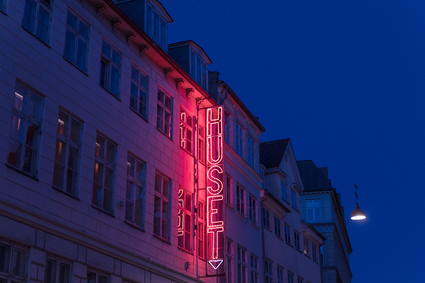 梦幻霓虹空间-7