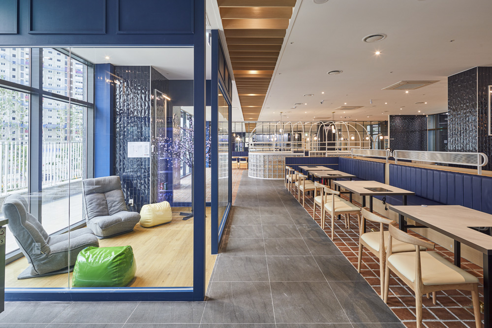 现代简约的海鲜烧烤店设计-18