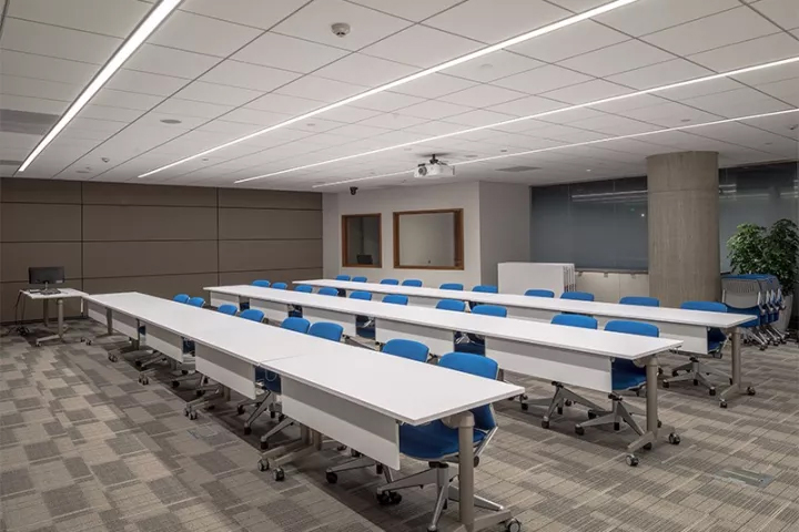 "光之韵 | immaterial 操刀的 Johnson Controls 亚太总部办公室设计"-12