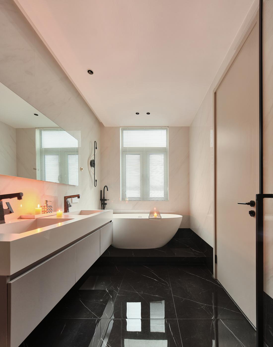 简约纯粹大平层空间设计-57