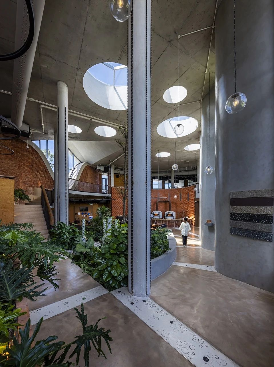 生态循环馆餐厅丨越南丨Takashi Niwa Architects-30