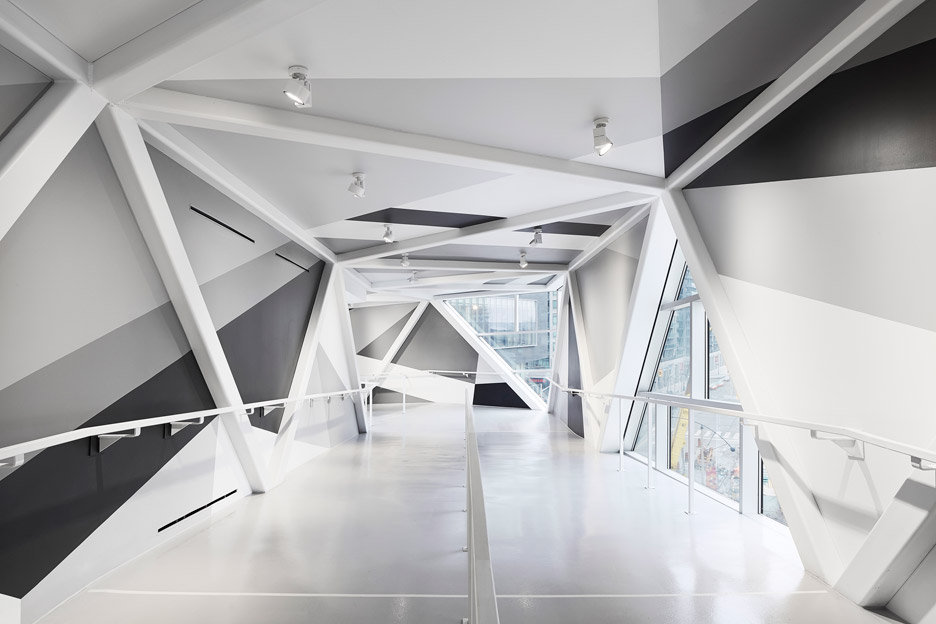 多伦多会议中心黑白桥-16