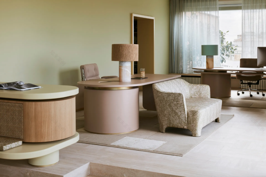 罗马的浅色调粉绿公寓丨意大利罗马-13