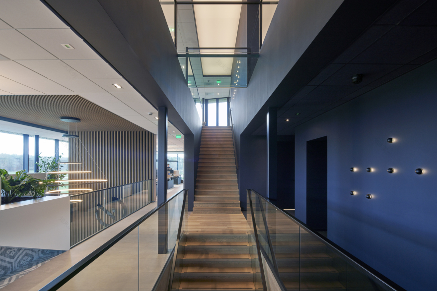 荷兰 VDG 总部大楼,绿色环境中的现代办公空间-34