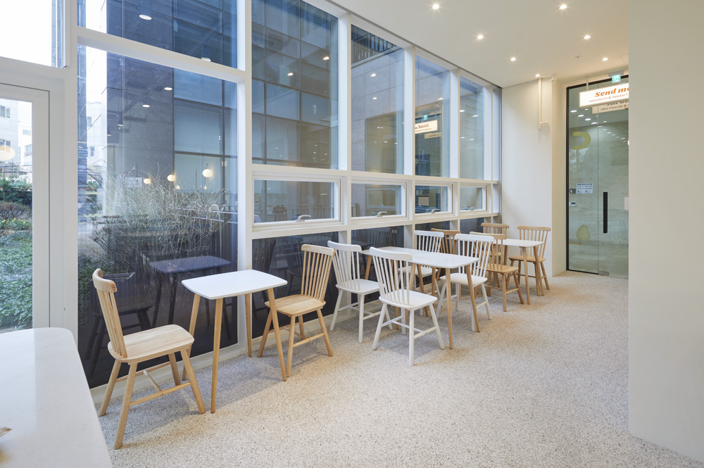 首尔时尚咖啡厅 | 现代极简之美-10