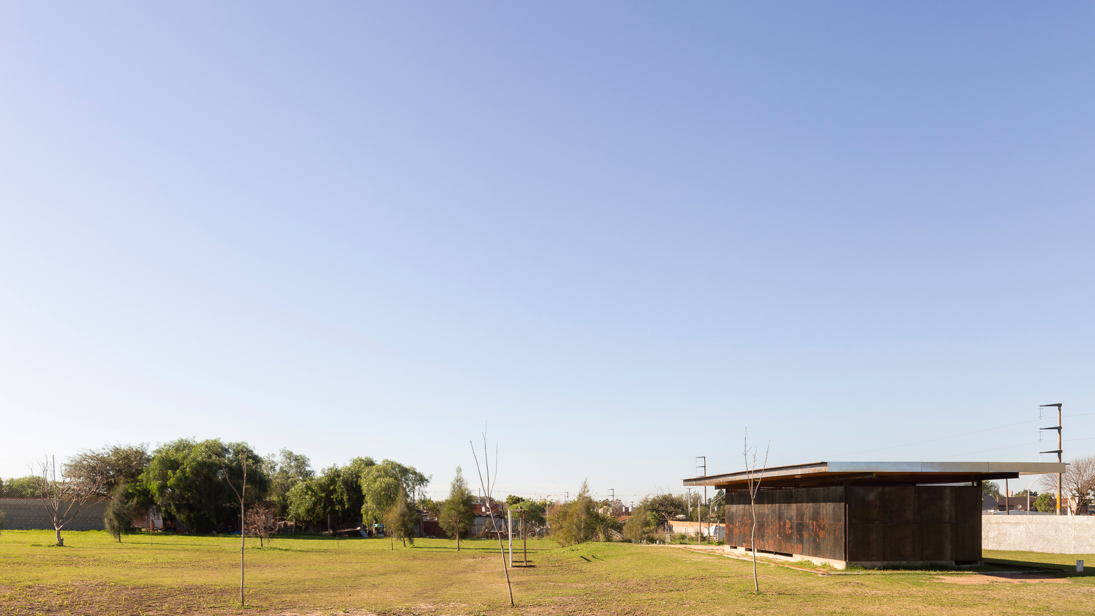 阿根廷 Paraná 市郊区的运动综合体设计丨暂无-1
