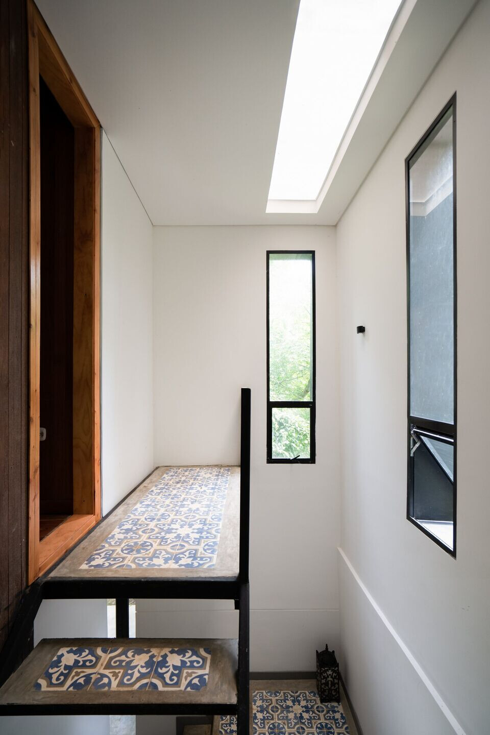 哥伦比亚湖畔木结构别墅丨esa Arquitectura-35