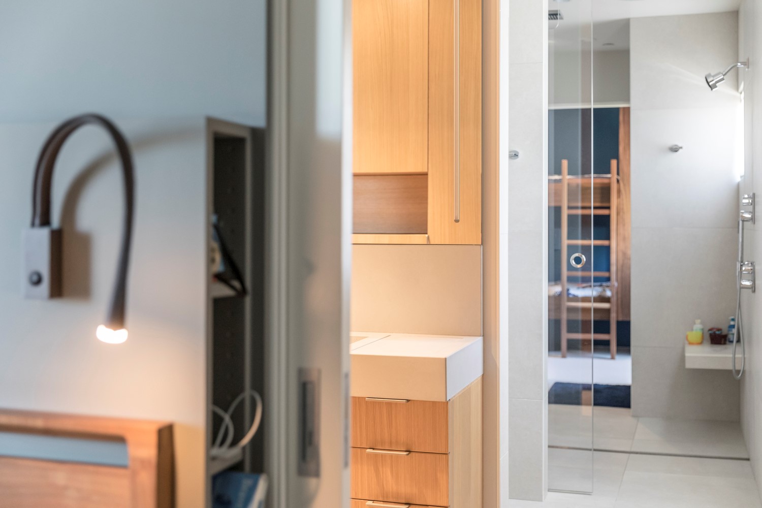 旧金山第 19 街住宅 | 颠覆空间体量的顶层公寓改造-16