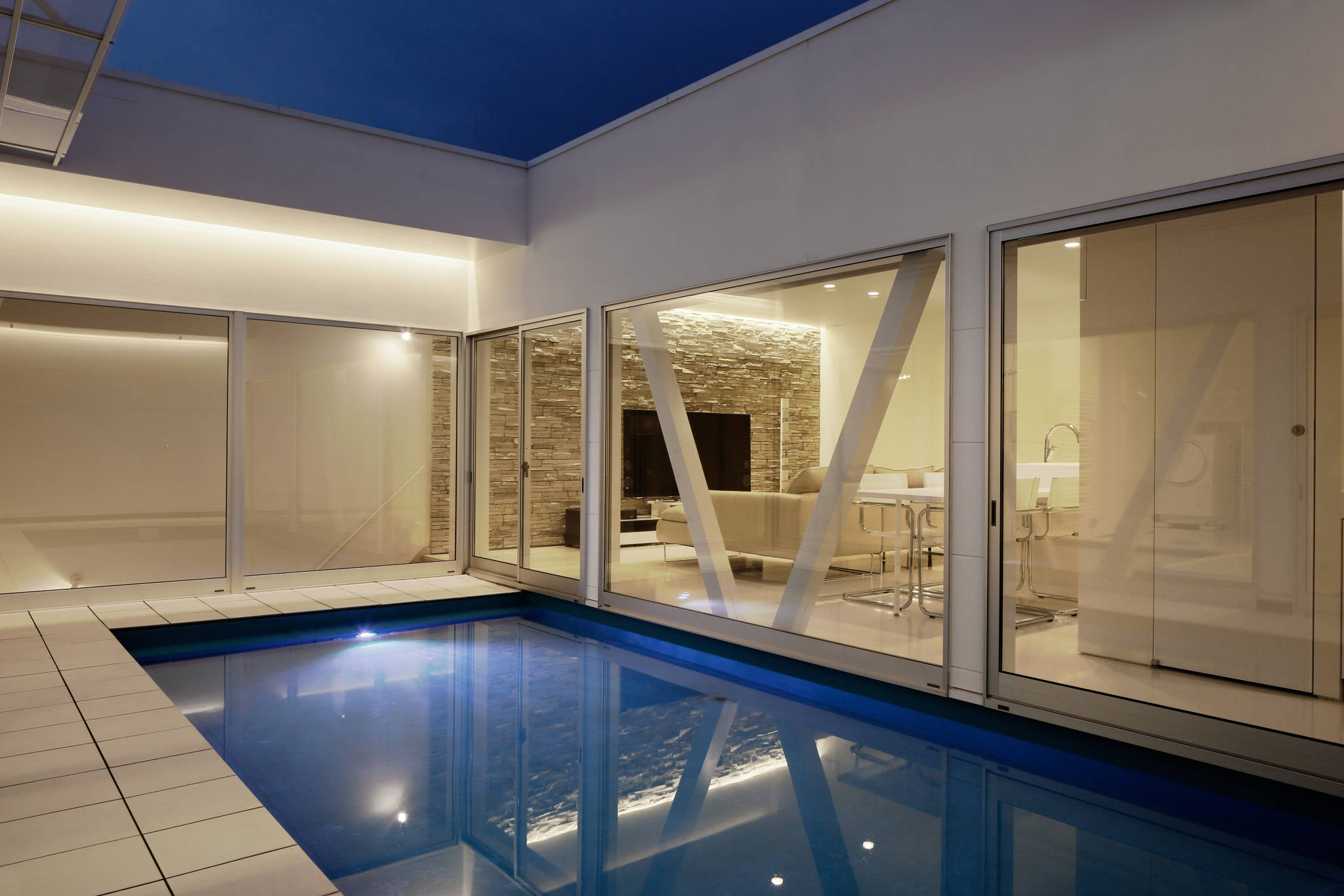 日本冈马“Lani”家庭室设计-27