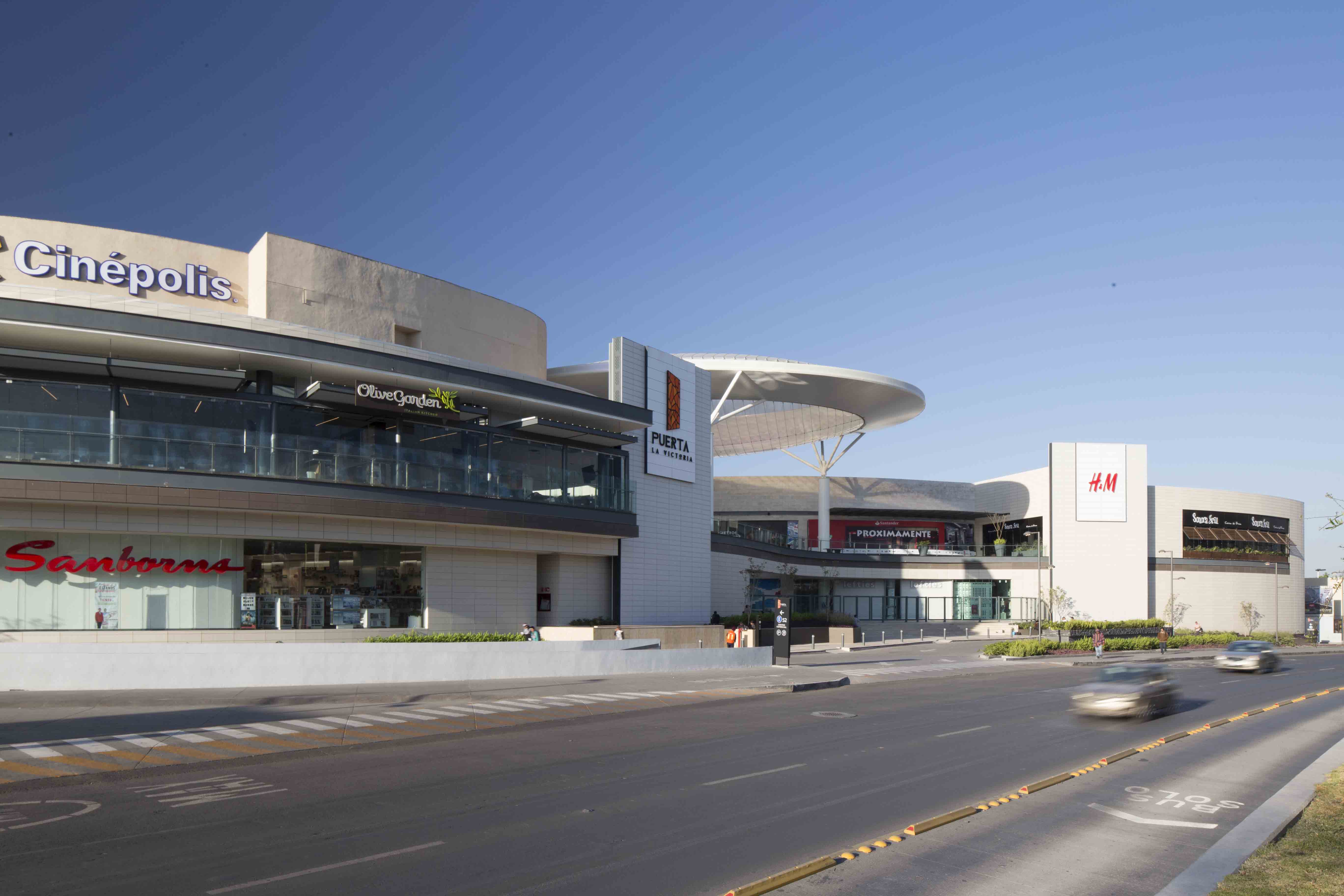 Puerta La Victoria 购物中心设计-7