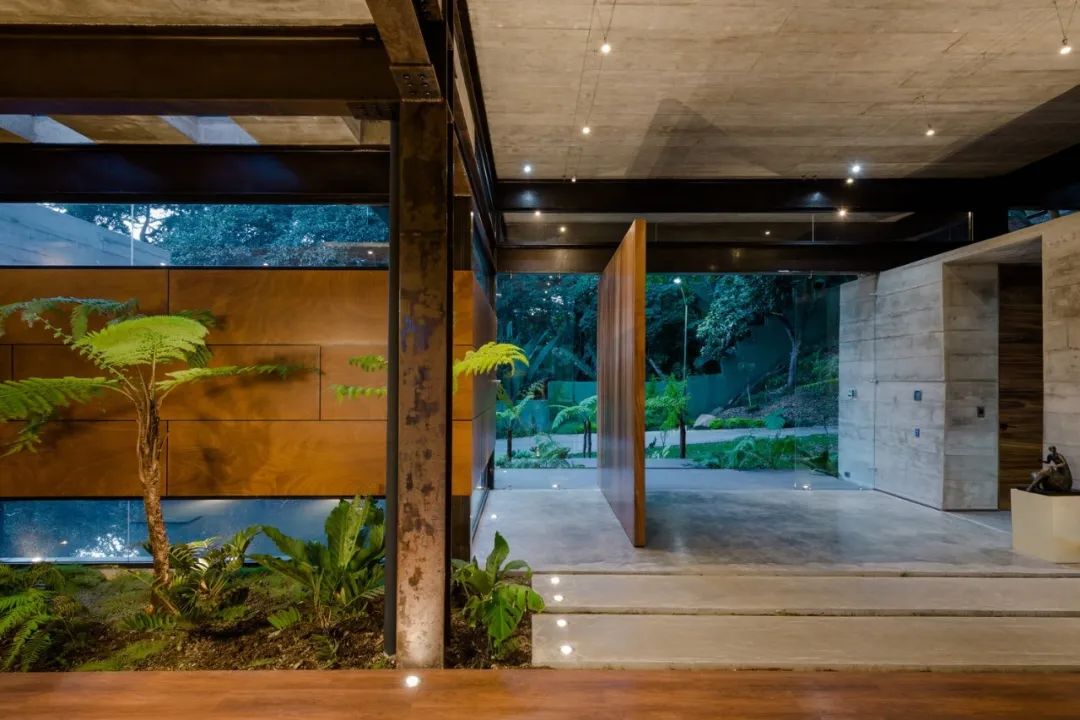 深山秘境 | Paz Arquitectura 的建筑奇迹-15