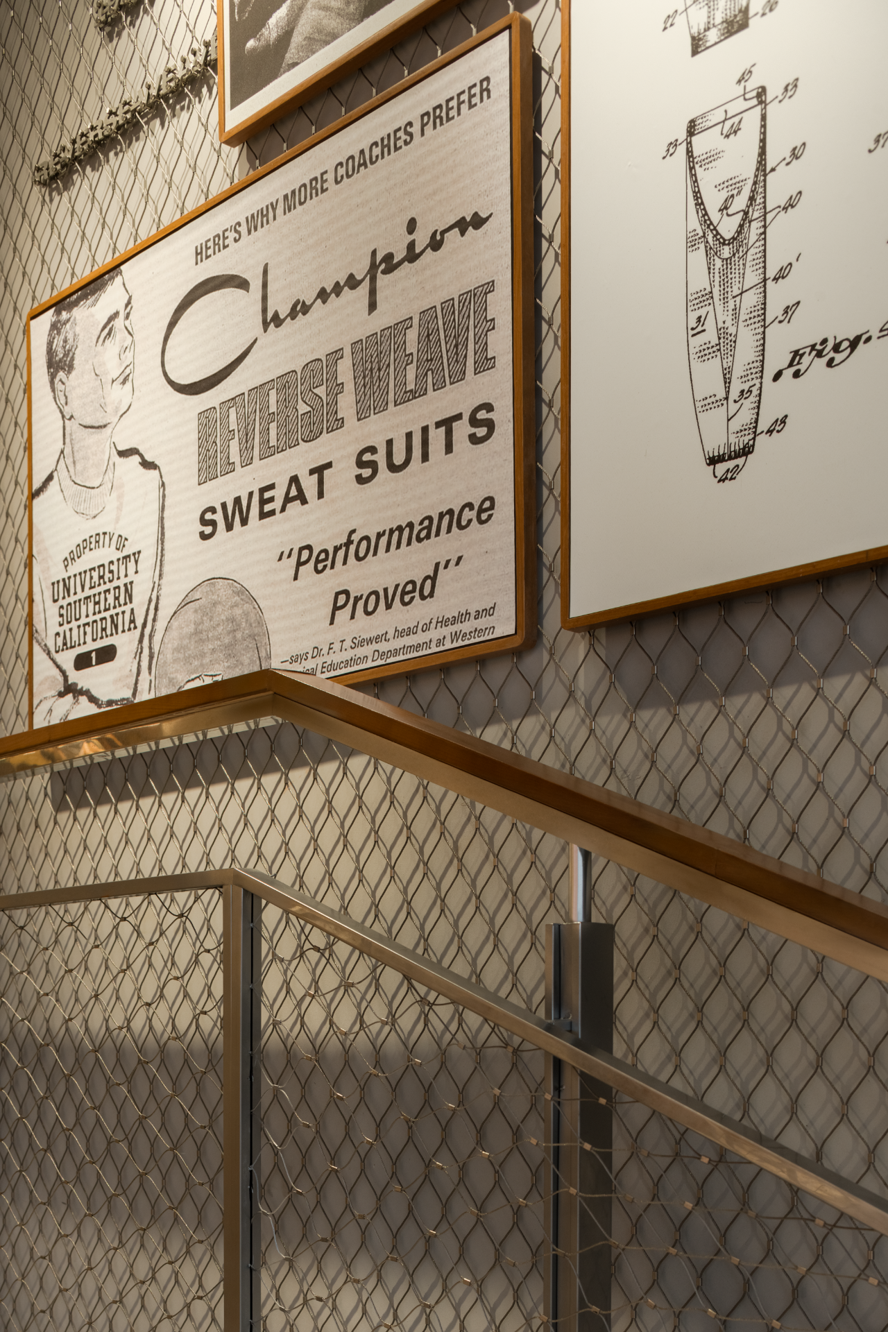 Champion成都盈嘉旗舰店空间设计丨中国成都丨立品设计-25