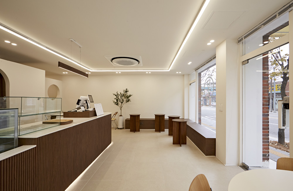 15 坪极简咖啡厅，展现韩式咖啡文化魅力-8