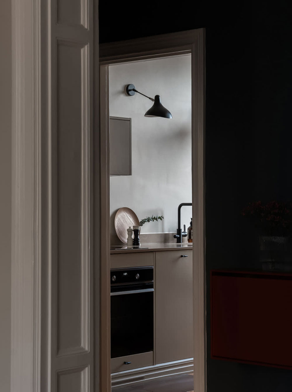 蓝色点缀的温馨斯德哥尔摩公寓-18