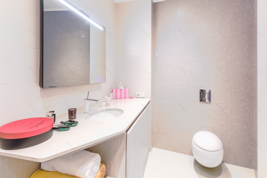 倾斜空间中的美学探索-17