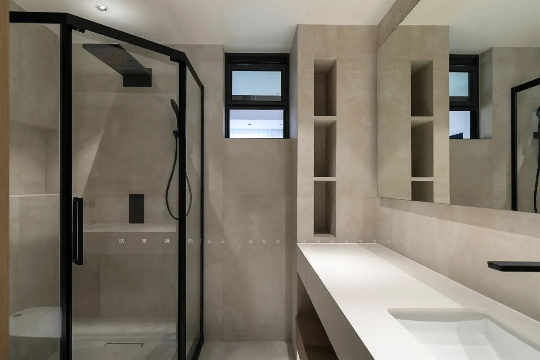 中央郡现代诗意居所丨毛阿敏-49