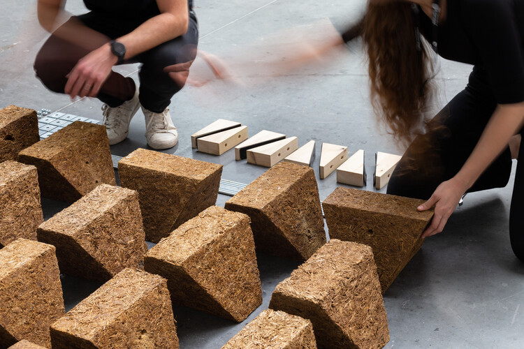 Sugarcrete™可持续建筑材料研发项目丨东伦敦大学,Grimshaw Architects-17