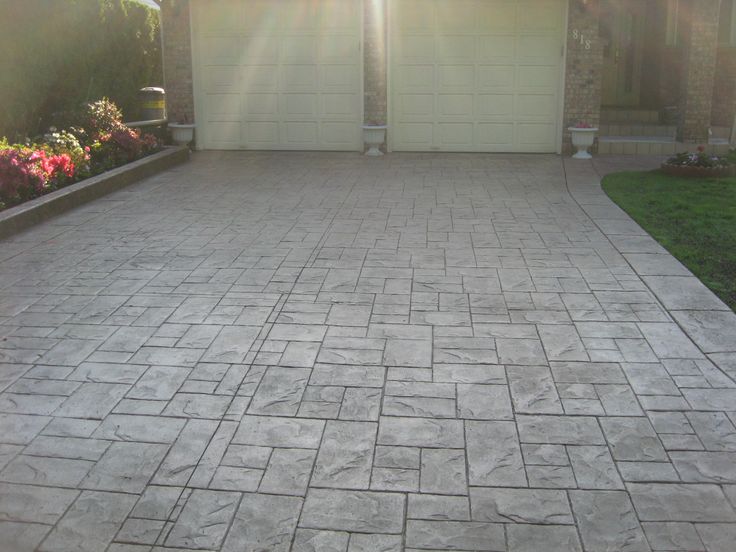 americas 9 coolest driveway designs ever-14