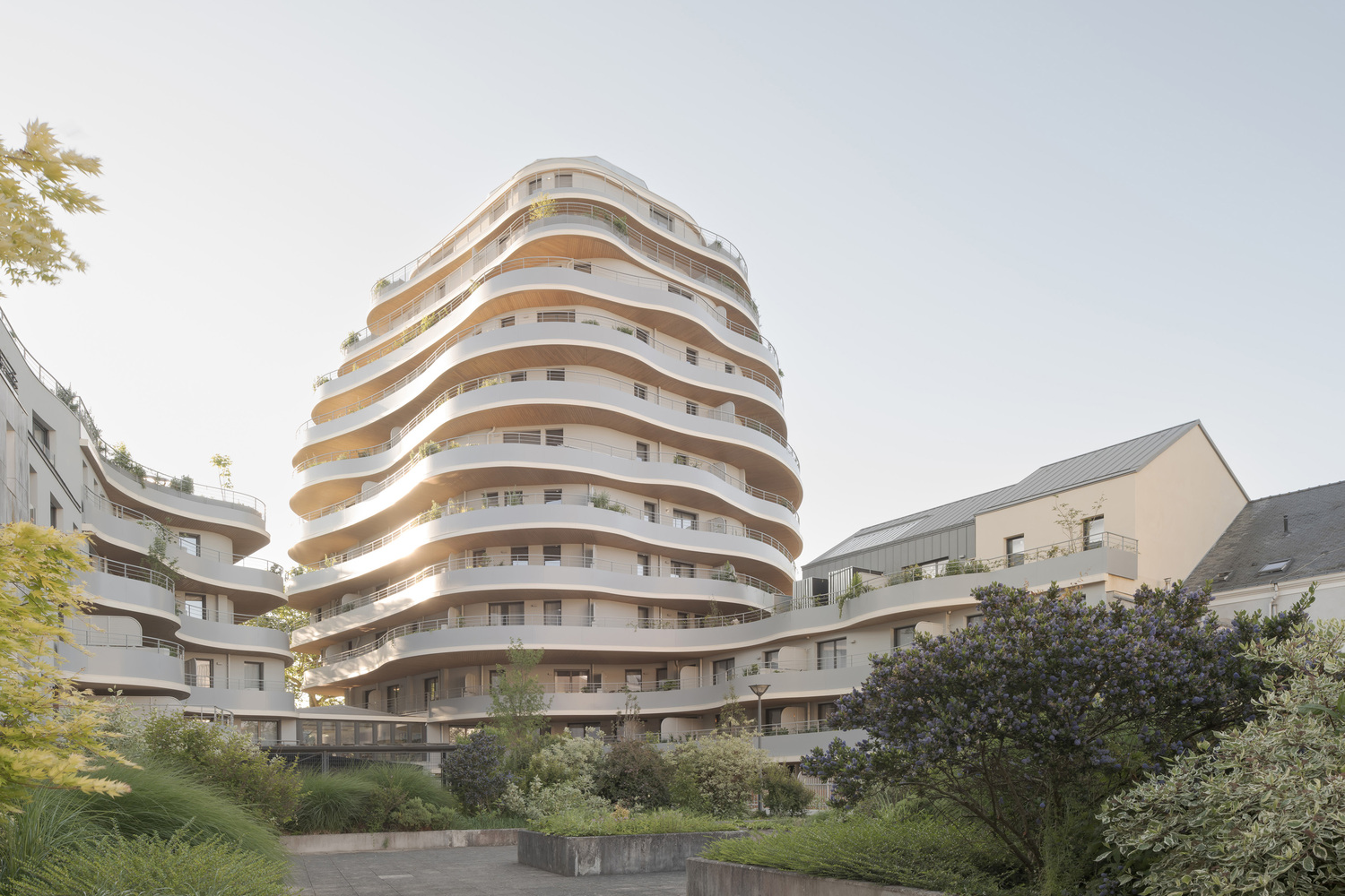 
将绿色和自然光融入集托儿所老年公寓一体的住宅楼设计 - 戈者设计 | 戈者设计-16