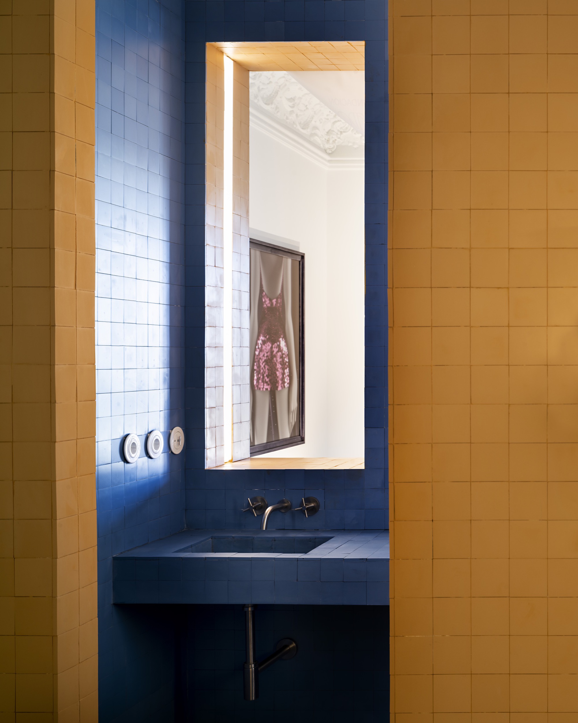 格兰维亚画廊之家丨西班牙格拉纳达丨Annona + Ana Frias-37