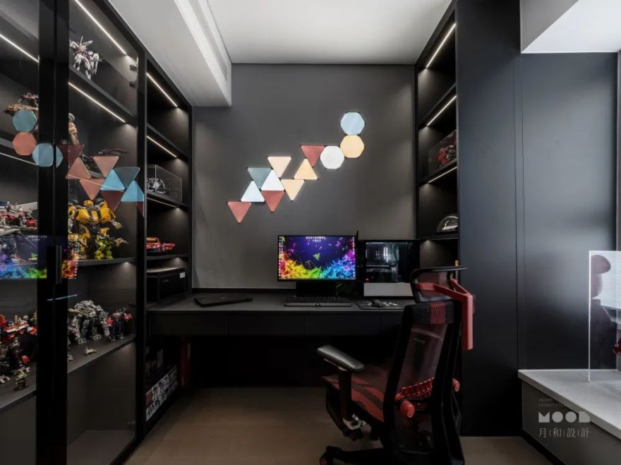 极简潮玩之家 · 95 后游戏编程设计师的自由空间丨月和设计-81