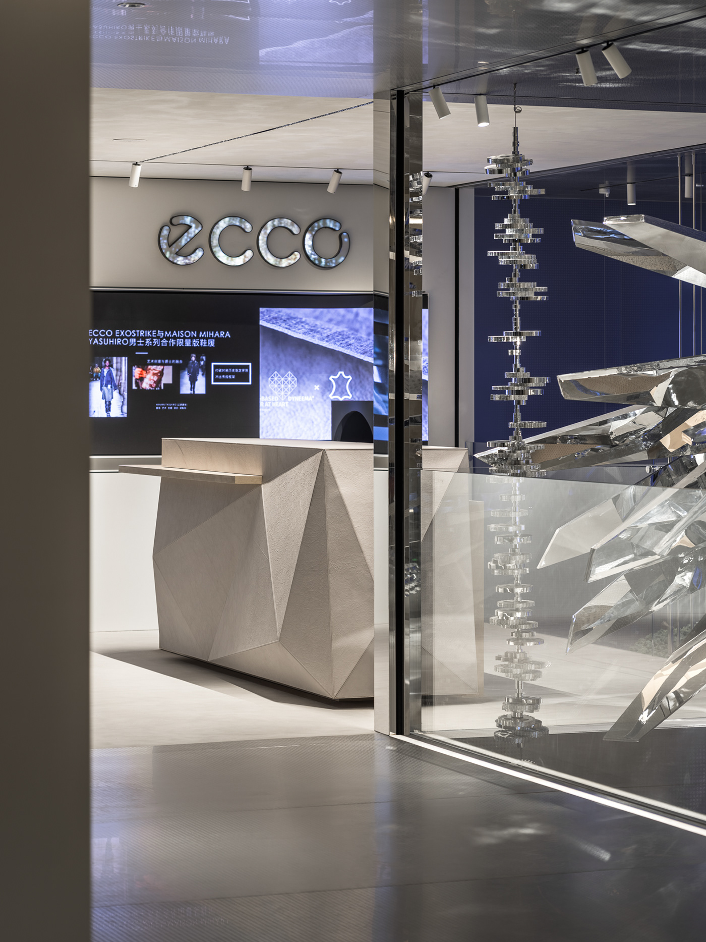 ECCO 全球旗舰店丨中国上海丨HONG Designworks-44