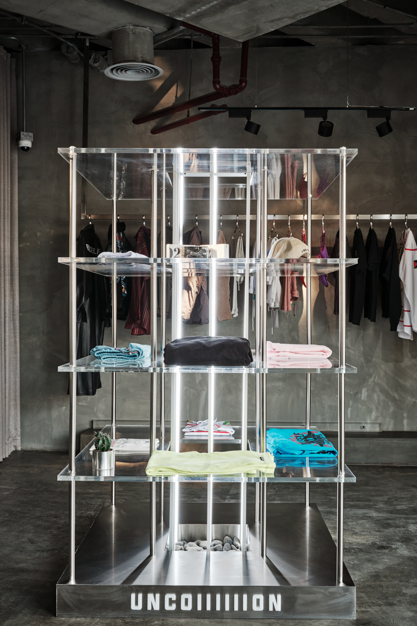 UNCOMMON by DB.O | 2021 年最值得期待的时尚服装店设计-6