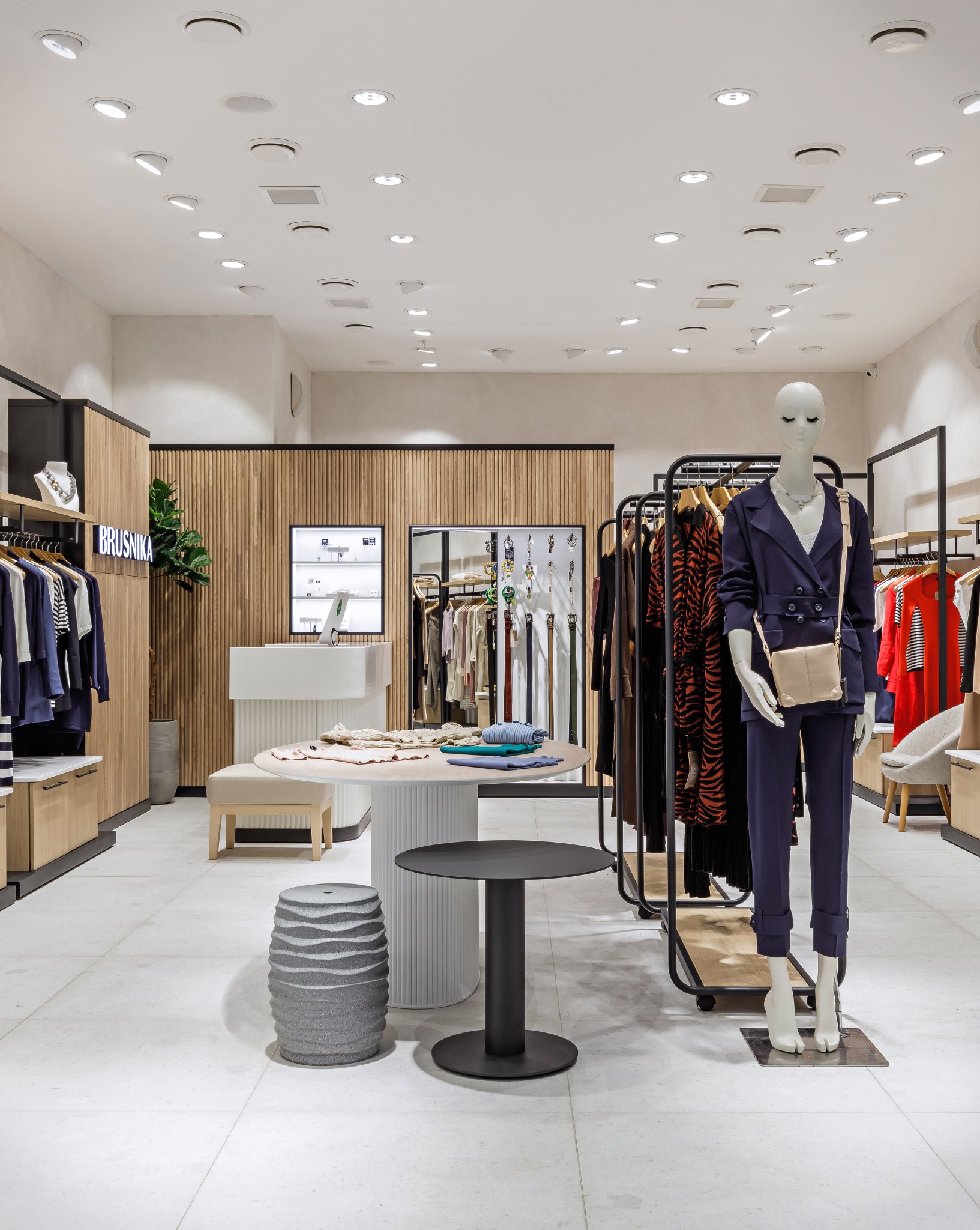 俄罗斯 Brusnika 品牌店设计丨Tatiana Kazantseva-14