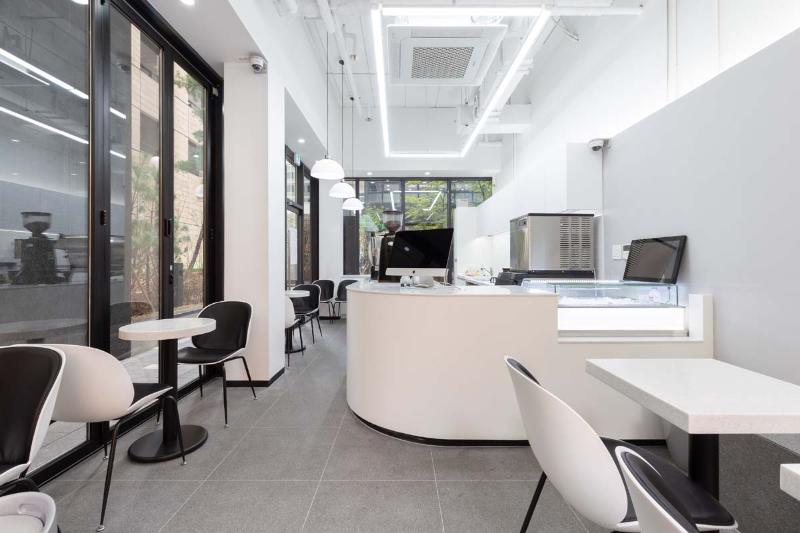 简约清新 10 坪咖啡厅 设计成本解析-4