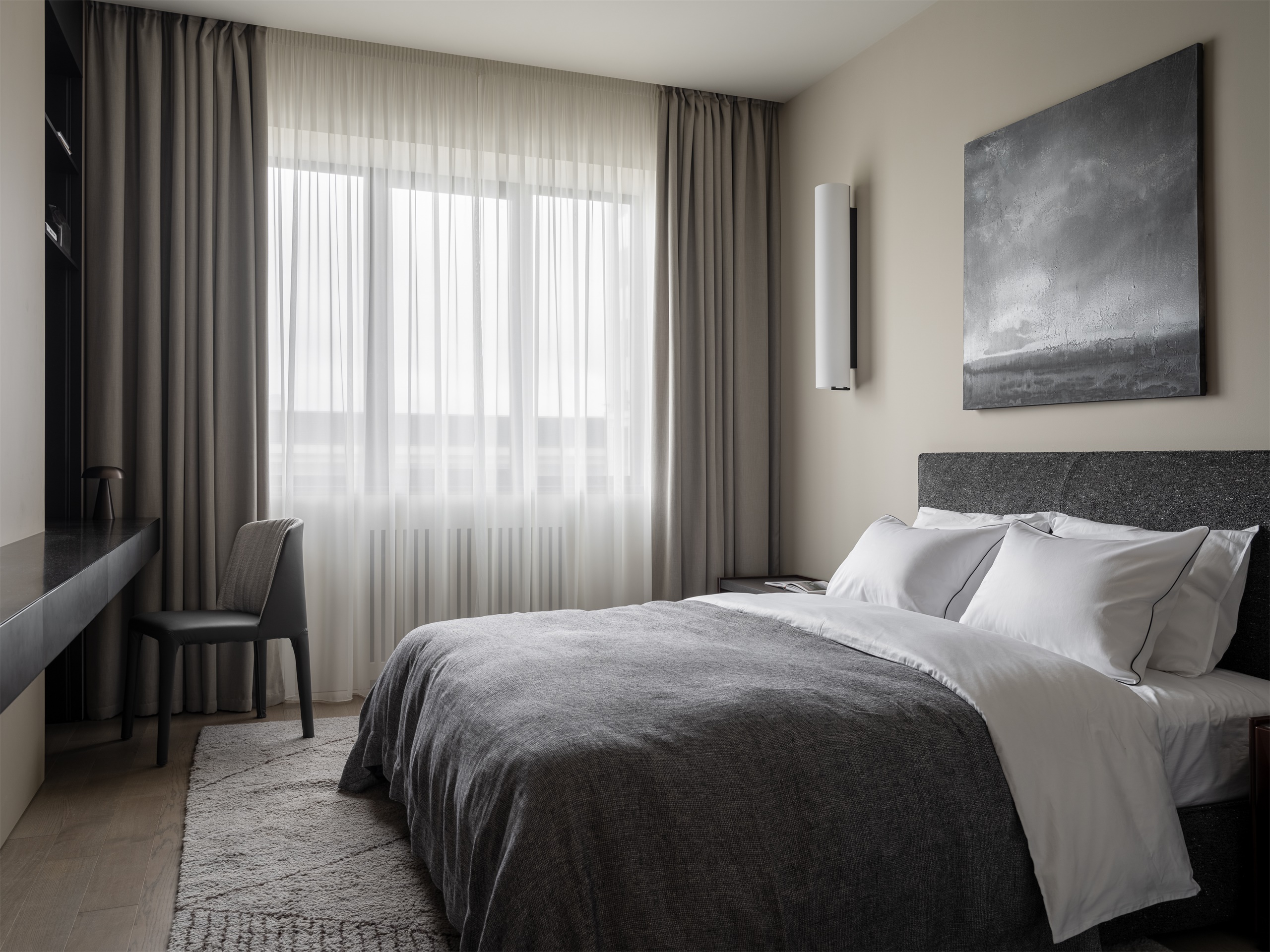 130 平方米深色现代公寓丨斯维特兰娜·李-21