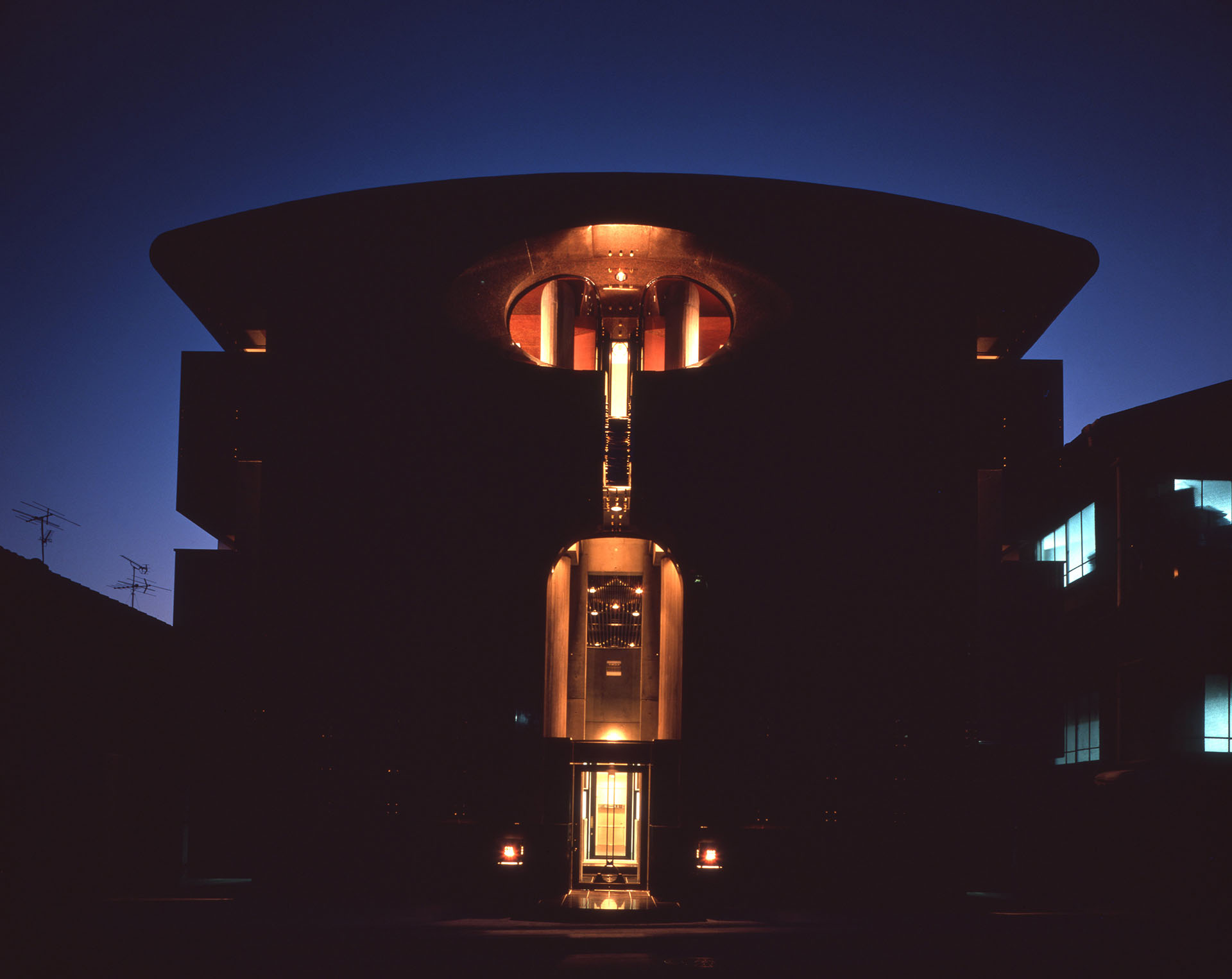 ひなや本社社屋 織陣Ⅰ丨日本京都丨高松伸建筑设计事务所-43