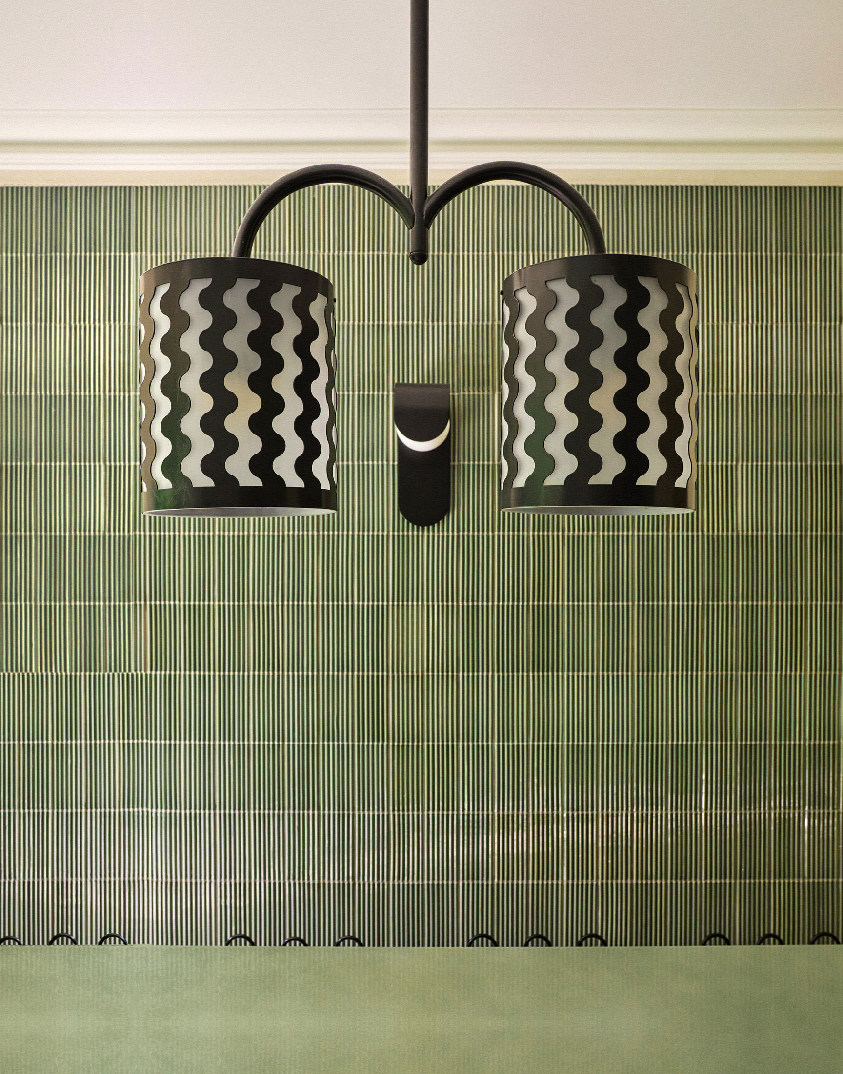 Parc-Side Perfection: Uchronia’s Garden-Embracing Apartment in Central Paris.-23