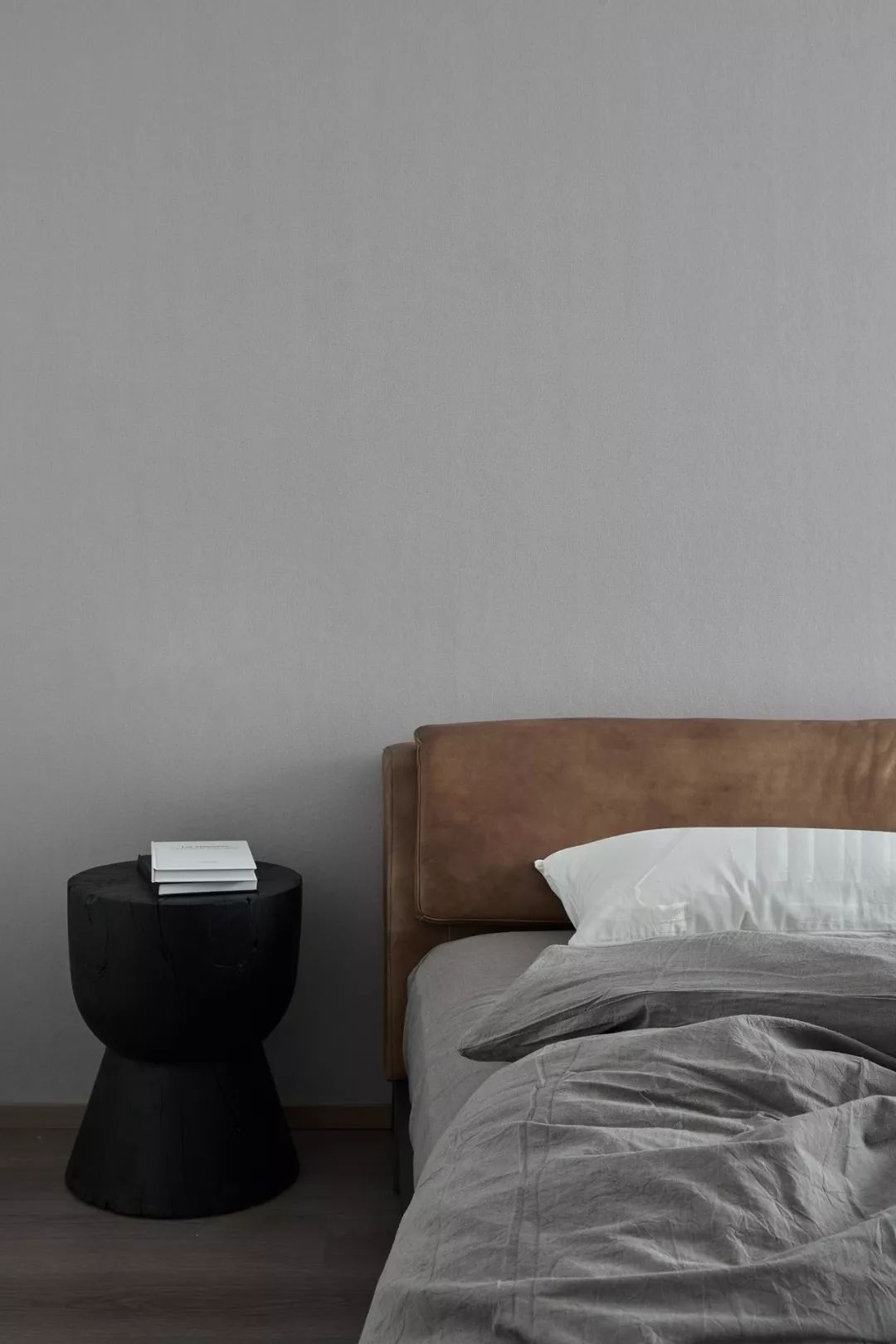 灰色简约江阴老宅变身-51