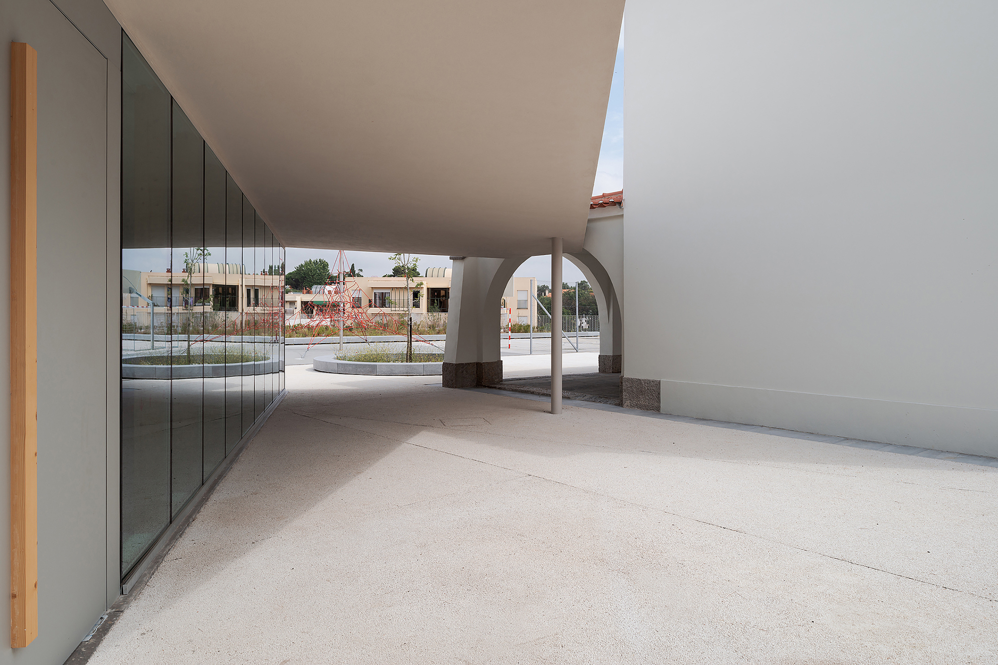 Caselas School and Kindergarten / Site Specific Arquitectura + Patrícia Marques e Paulo Costa-36