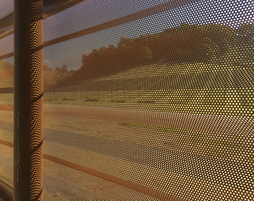 SAXUM 葡萄园设备仓库,美国加州 / Clayton & Little-17