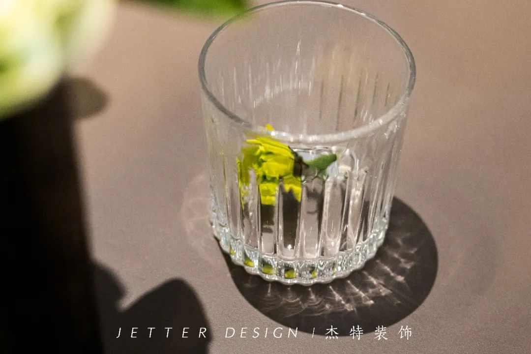 现代简约风酷感空间设计-4