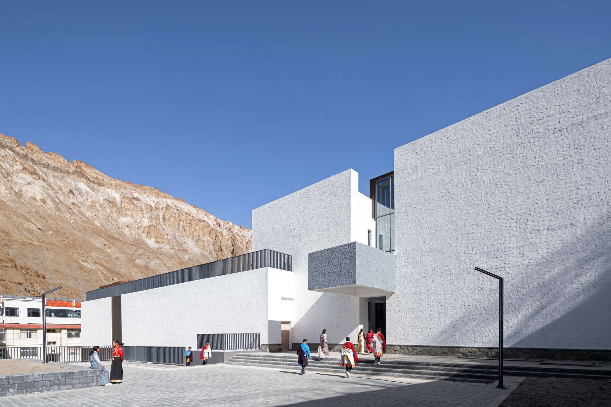 洛扎县中学多功能艺术中心丨中国山南丨深圳华汇设计,Das Design,万宇工程设计拉萨分公司-16