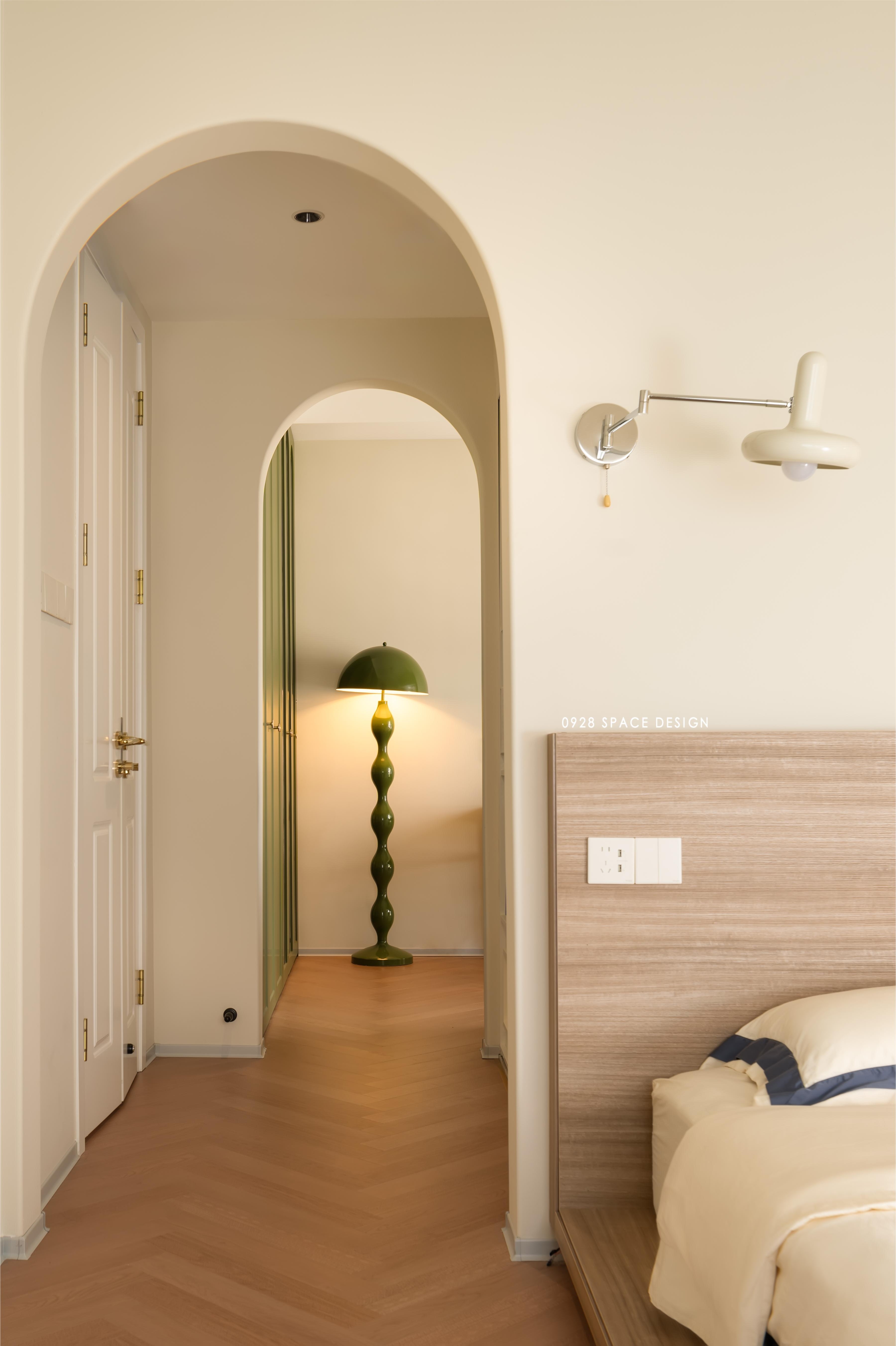 一人一猫的法式复古-81