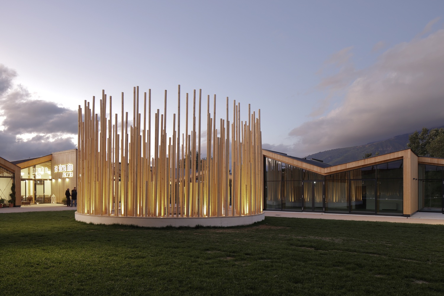 与时间赛跑建造高品质食堂-9